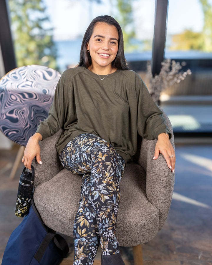 Aya Ravenberry Winter Leggings