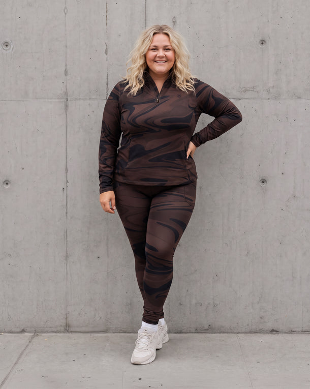Modell 167 cm, bär XL