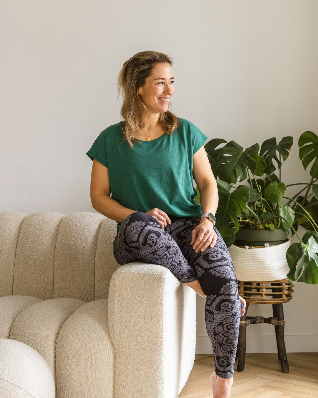 Signature Dark Mandala Leggings