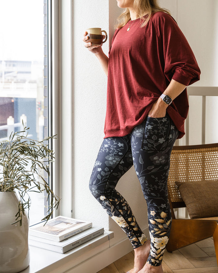 Signature Elegant Floral Leggings
