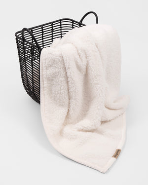 Faye Off-White Blanket