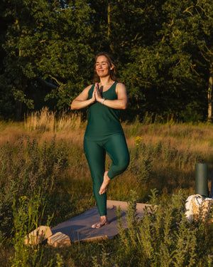 Modell 171 cm, bär M