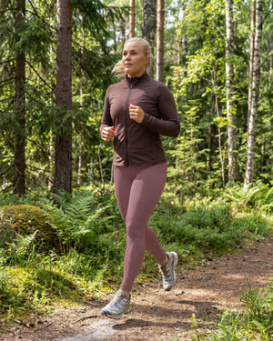 Modell 170 cm, bär S