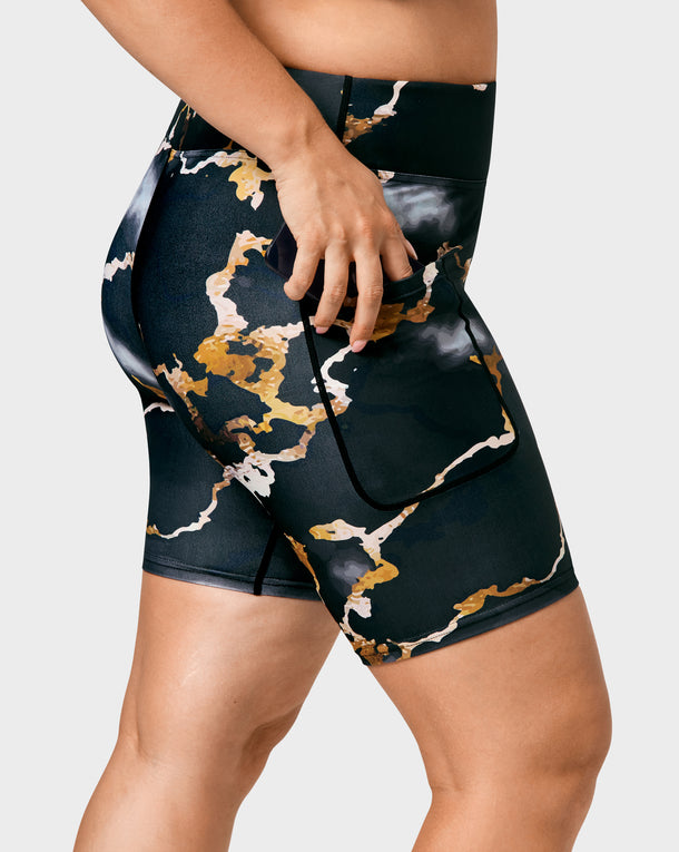 Modell 170 cm, bär M