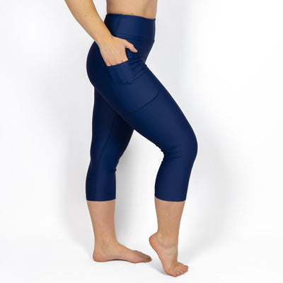 Navy Capri