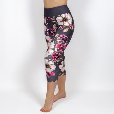 Pearly Floral Capri