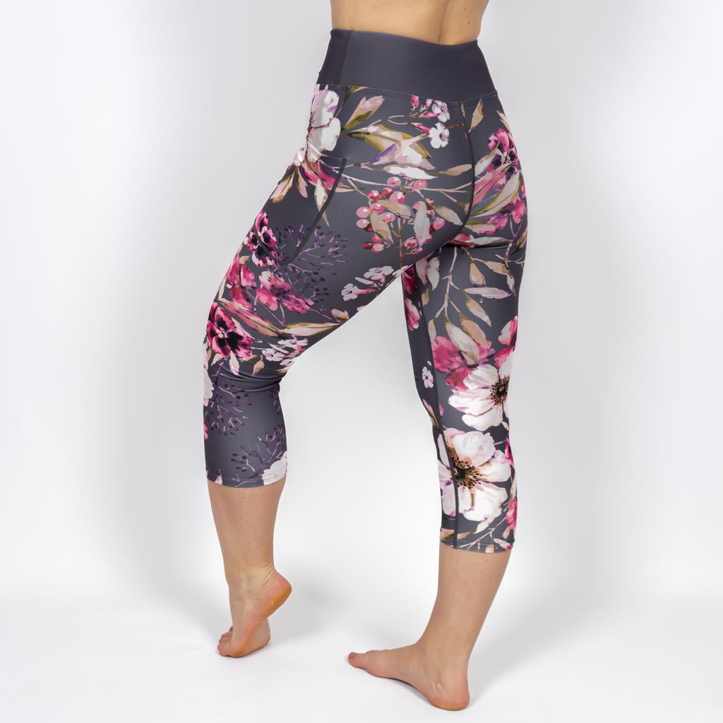 Pearly Floral Capri